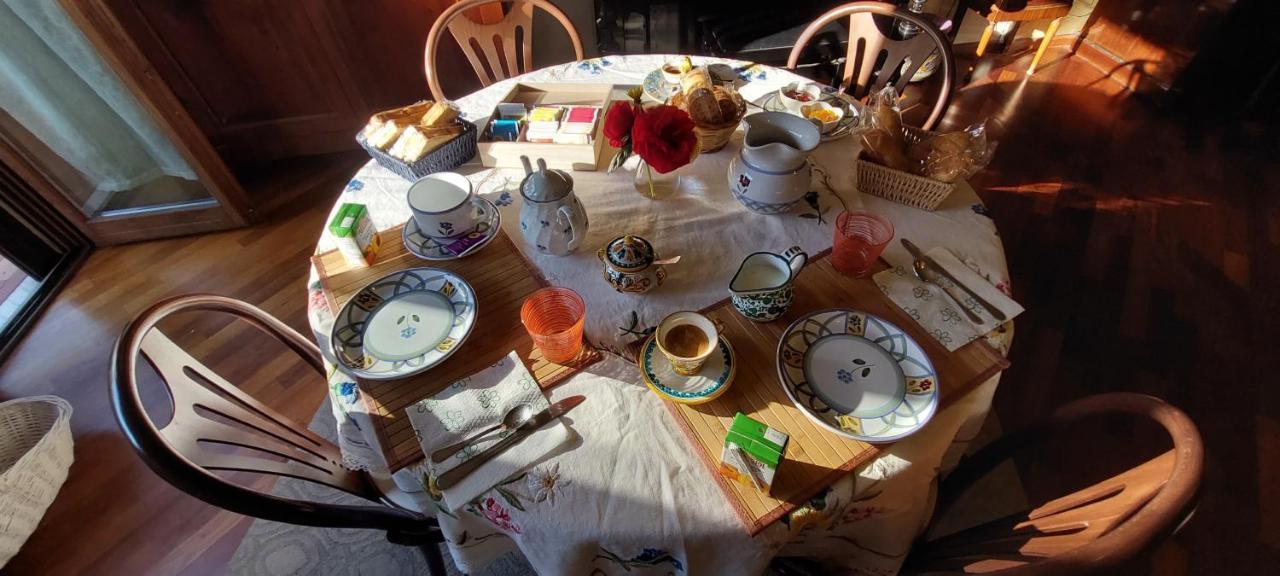 Il Giglio D'Oro Acomodação com café da manhã Arezzo Exterior foto