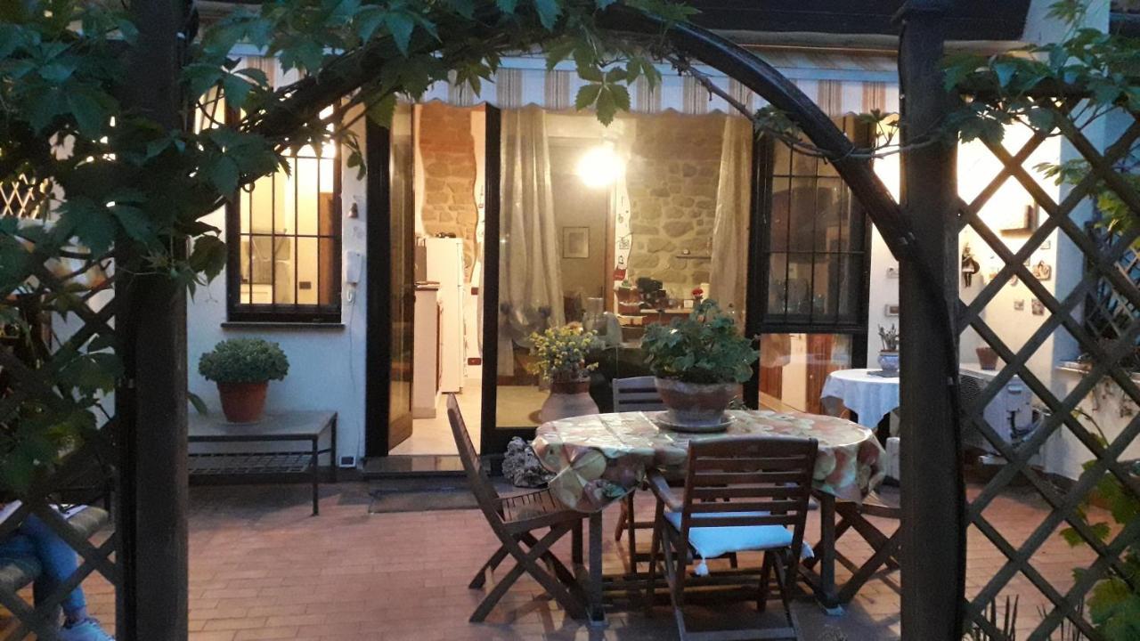 Il Giglio D'Oro Acomodação com café da manhã Arezzo Exterior foto